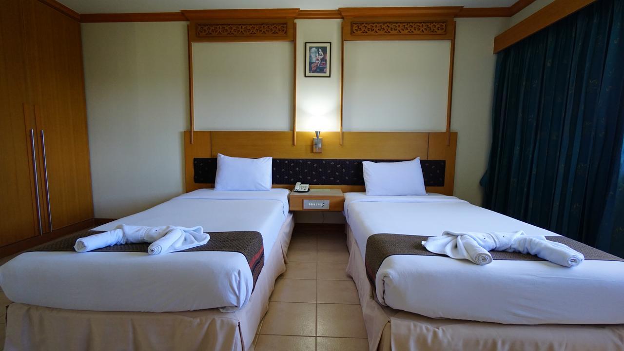 Aparthotel Supanich Railway Station à Chiang Mai Extérieur photo